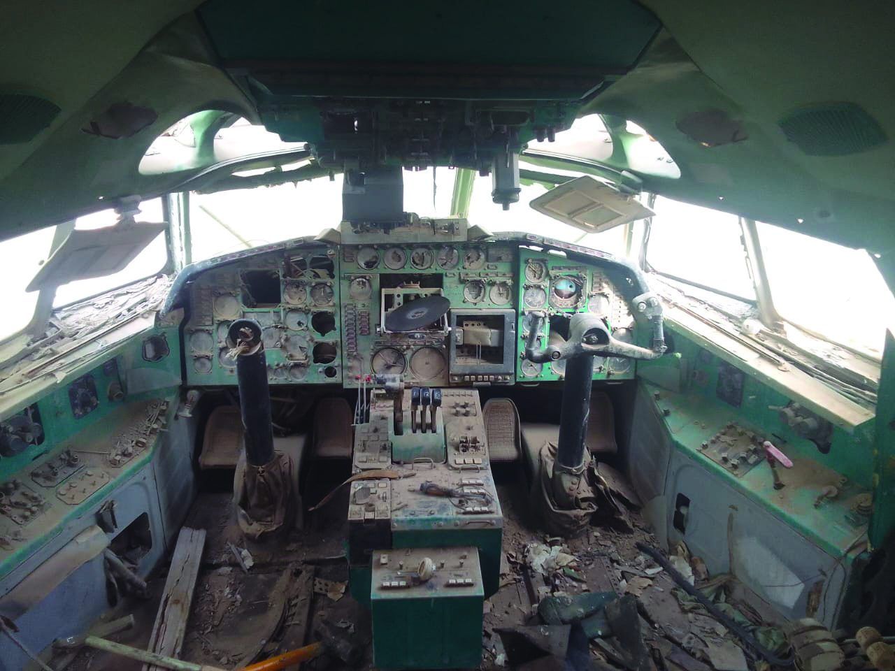 Cockpit panels & controls